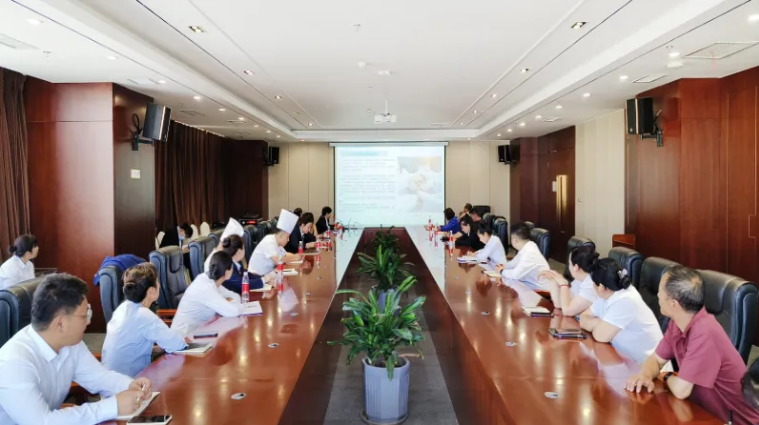 以学赋能强根基 以讲促干育人才——昆仑国际酒店“读一本专业书籍 分享一堂专业课程”活动成效显著